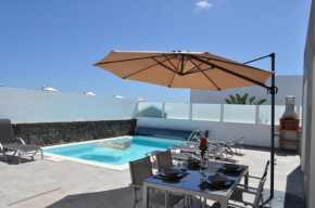Villa Cástor, Playa Blanca